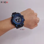 نمای روی دست ساعت جی‌شاک ارزان مشکی آبی مدل 38108