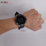 نمای روی دست ساعت بنمی طلایی مدل 37930